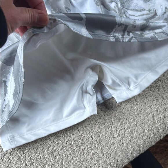 Nike Black and White Skorts Set - Picture 13 of 13